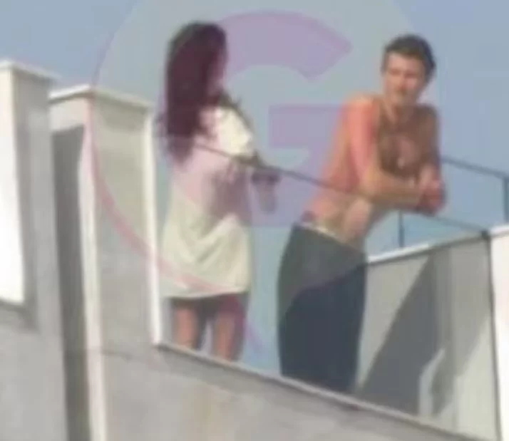 Shawn Mendes é flagrado com mulher misteriosa em sacada de hotel