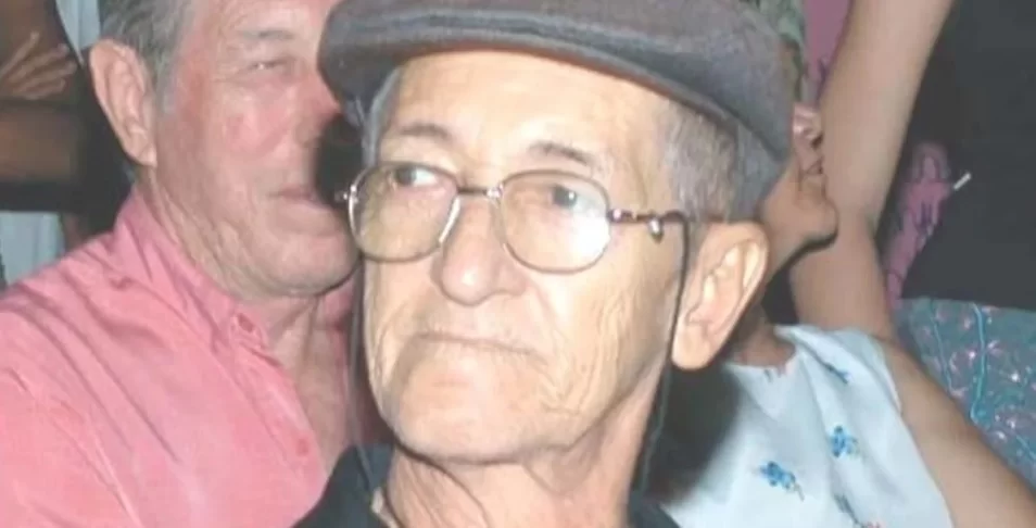 Portelinhando Crônicas: Homenagem a Zé Gomes — O Poeta-Mor do Tocantins