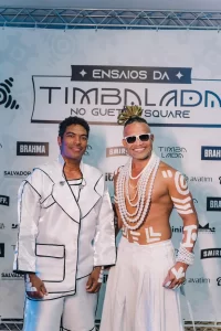 TIMBALADA INICIA TEMPORADA 25/26 DE SEUS ENSAIOS DE VERÃO COM CASA CHEIA NO CANDYALL GUETHO SQUARE