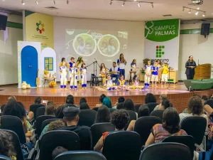 Batuque do Barro encerra 2025 com espetáculo que celebra a identidade cultural tocantinense no IFTO Palmas