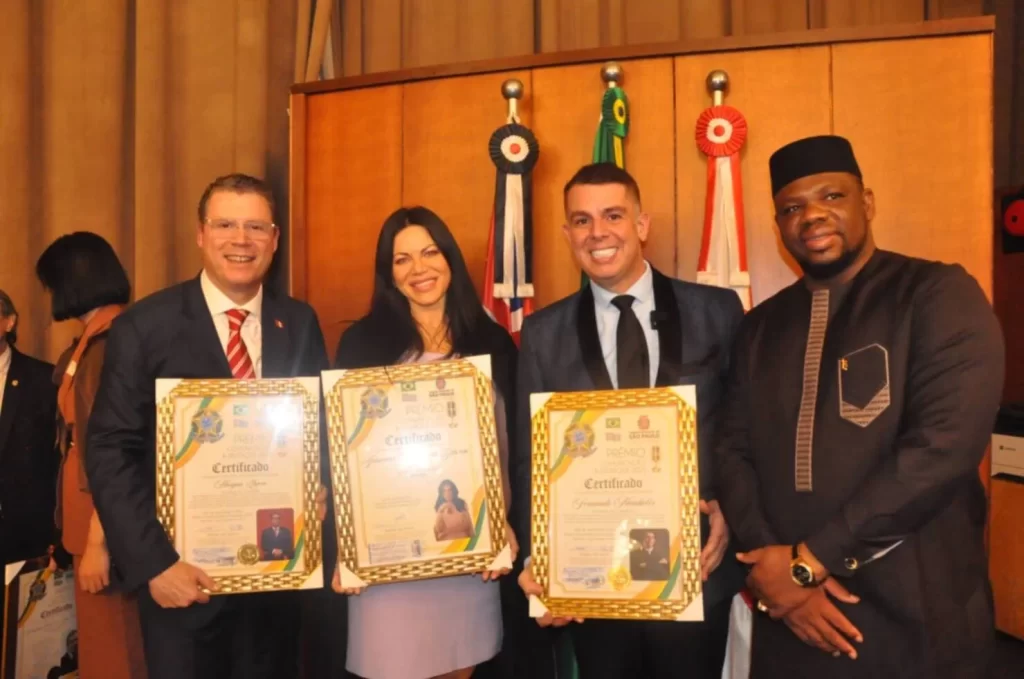 Premio Comunicacao e Destaque 01