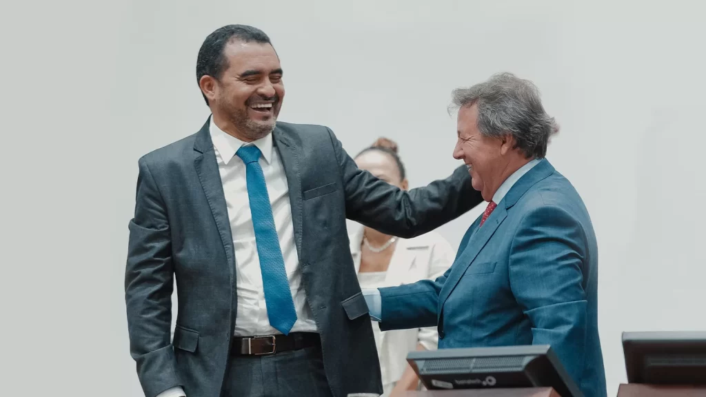 Vilmar celebra decisão do STF e afirma que retorno de Wanderlei “restaura estabilidade e fortalece a democracia”