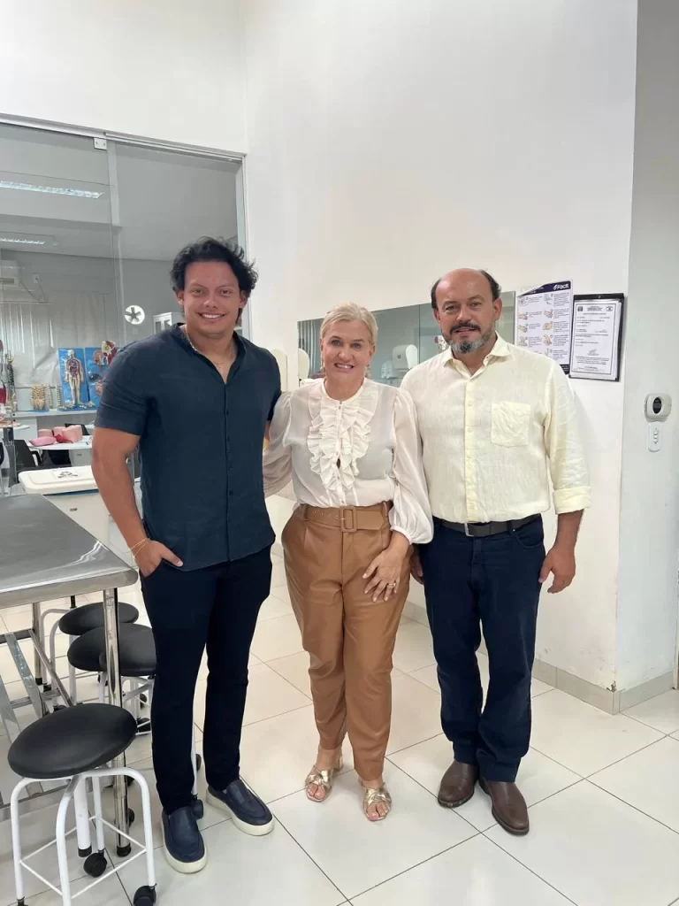 Na FACIT, Dra. Angêla e Sandoval Cardoso discutem alianças e constroem cenário conjunto para 2026