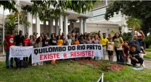 “Apagamento judicial”: decisão da Justiça Federal provoca ocupação e revolta de quilombolas em Palmas após ordem de despejo no Quilombo Rio Preto