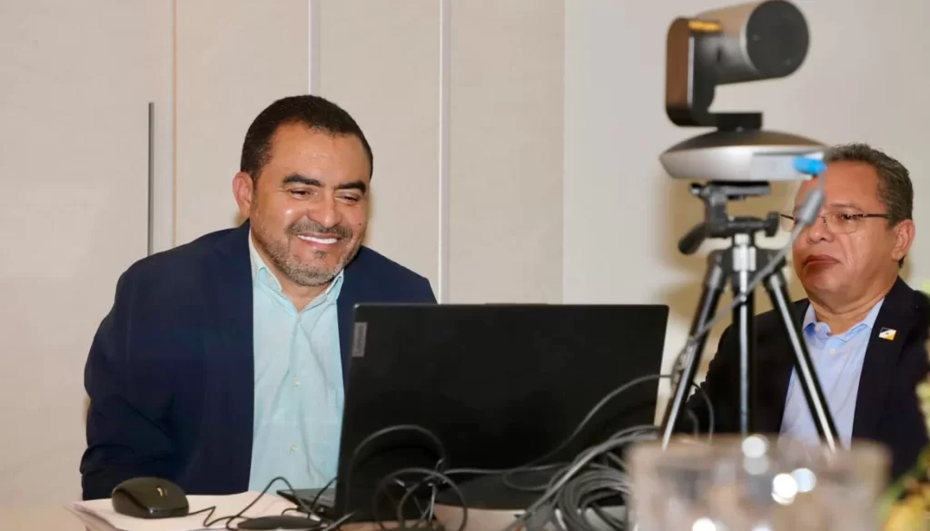 Wanderlei Barbosa participa da eleição da nova presidência do Consórcio da Amazônia Legal e debate projeto da ponte entre Filadélfia e Carolina