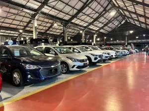 Bahia supera número de veículos usados vendidos em 2025 e segue na liderança do Nordeste