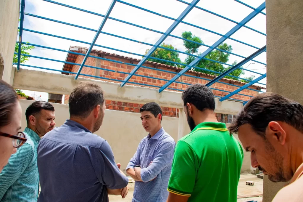 Celso Morais vistoria obras de esporte e saúde que ampliam estrutura pública em Paraíso do Tocantins