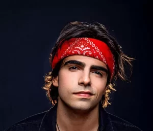 Hora da Fama | Exclusivo: “Yan é um anti-herói, não é vilão nem herói”, diz Lucas Amorim sobre De Volta Pra Casa