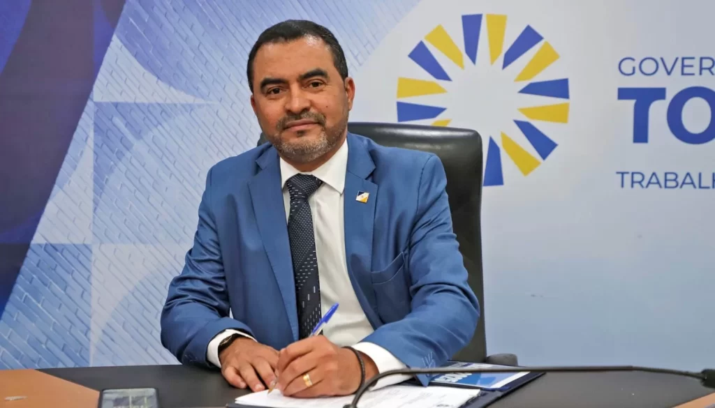 “Estamos antecipando para valorizar quem trabalha e movimentar a economia”, diz Wanderlei Barbosa ao anunciar salário antecipado de servidores no Tocantins