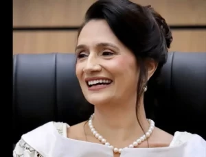 Pollyana Siqueira Campos: a primeira-dama que saiu do papel simbólico e entrou no tabuleiro político