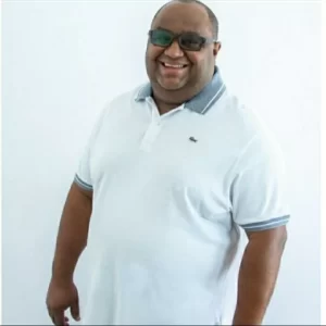 Quem é Sandro Fraga Luiz: referência em assessoria de imprensa e posicionamento na mídia nacional