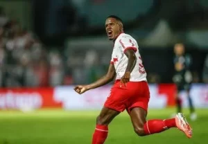 Bragantino pune Gustavo Marques após comentário machista contra árbitra e amplia debate sobre igualdade no futebol