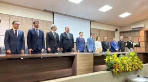 3 pontos do discurso de Eduardo Gomes na posse da Asmeto que reacendem o debate sobre carreira pública e independência do Judiciário