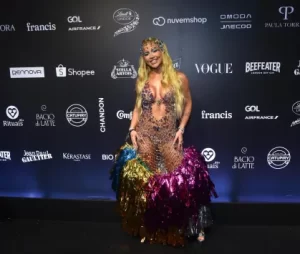 Perrengue fashion: Virginia deixa Baile da Vogue antes do fim após problema com look e episódio viraliza nas redes