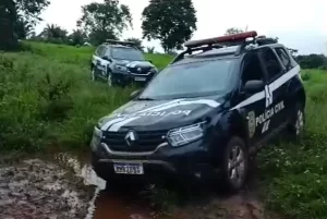 Em Itaguatins, Polícia Civil prende condenado por estupro que se escondia em área de difícil acesso
