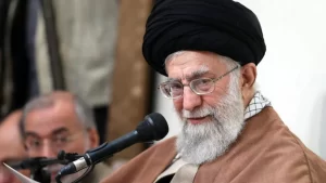 Ataque ao Irã provoca crise mundial após Trump declarar morte do aiatolá Ali Khamenei; Teerã nega, ONU convoca emergência e Itamaraty condena ofensiva