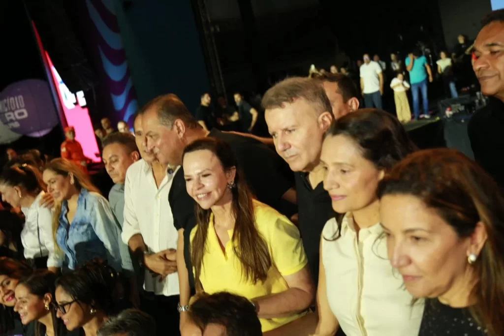 Senadora Dorinha participa do Capital da Fé e confirma R$ 2 milhões para edição de 2027 em Palmas