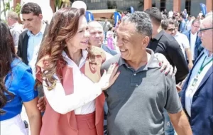 Dorinha pode ser reconduzida coordenadora da bancada federal e se consolida como pré-candidata ao Governo do Tocantins com apoio de Wanderlei Barbosa e do PT de Lula e da Oposição