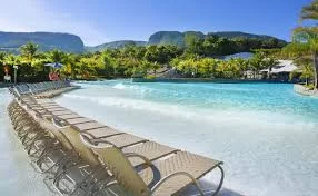 Cerrado brasileiro abriga as duas maiores praias artificiais da América Latina