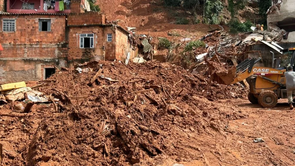 Tragédia em Minas Gerais: Juiz de Fora e outras cidades enfrentam mortes, desabrigados e alerta máximo da Defesa Civil