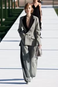 Conheça 13 brasileiras que brilharam nas passarelas da Semana de Moda de Paris