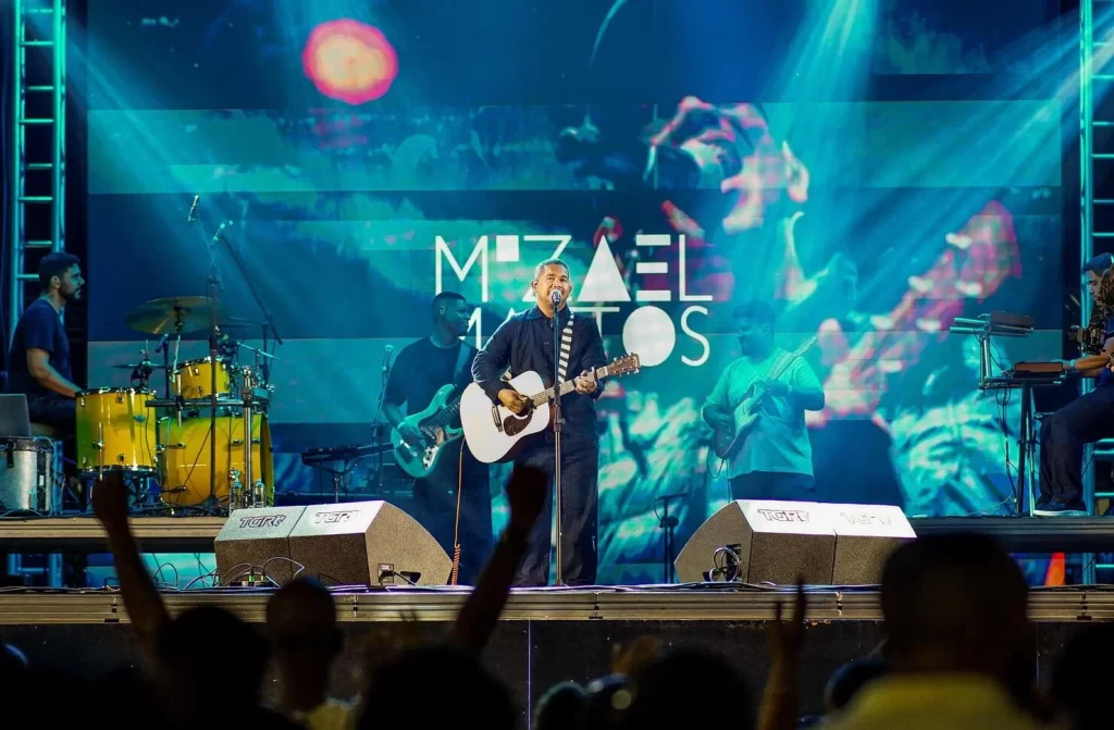 Cantor Mizael Mattos se destaca no Festival Bahia Gospel realizado em São Félix