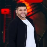 Espetaria Food Square celebra o Dia da Mulher com show de Neto Silva na Maraponga