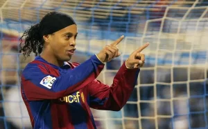 O jogador que Ronaldinho chamou de “mestre” — e quase ninguém lembra hoje
