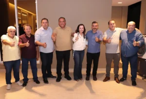 Eduardo Gomes fecha bancada de peso no PL com cinco deputados e amplia força para 2026 no Tocantins