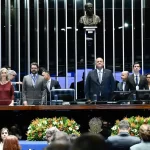 Vice-presidente do Senado, Eduardo Gomes preside sessão especial no Senado que marca os 30 anos da TV Senado e destaca avanço da transparência no Legislativo