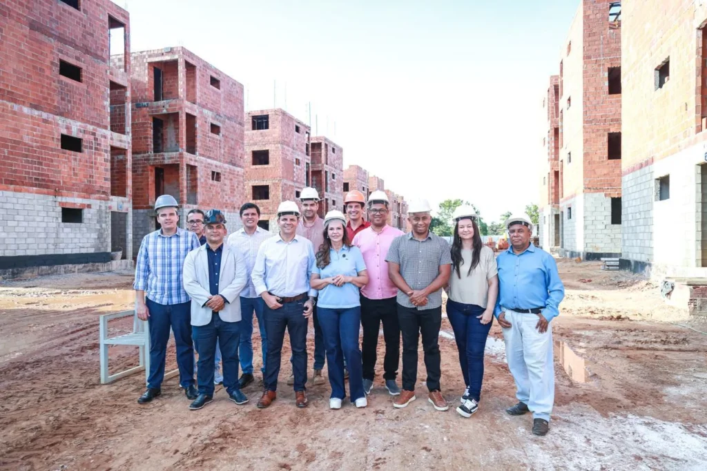 “Não tem dignidade maior que a moradia”, diz Dorinha durante assinatura de 192 casas do Residencial Esperança em Palmas
