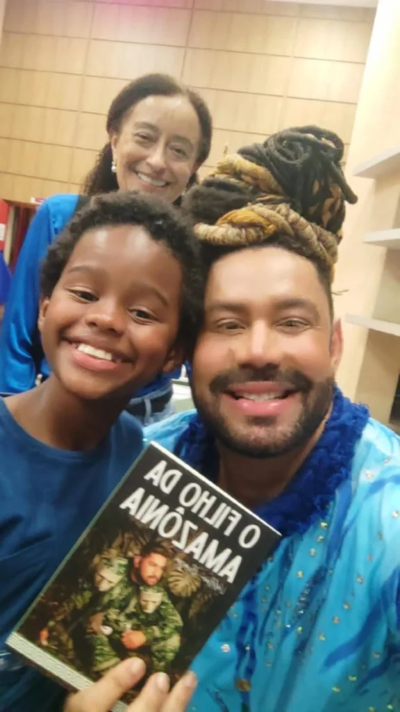Literatura Paraense em festa: Valdsom une aniversário e lançamento de sua quinta obra
