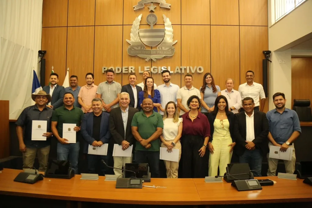 De Olho na Política: Vicentinho monta time, Dorinha amplia apoios, Wanderlei cresce no interior e Kátia agita o PT nos bastidores 2 camara de palmas