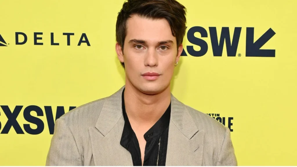 nicholas galitzine capa