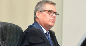 Conselheiro do TCE-TO vira réu no STJ, e caso sobre obra do anexo do tribunal recoloca suspeita de corrupção no centro da crise institucional no Tocantins