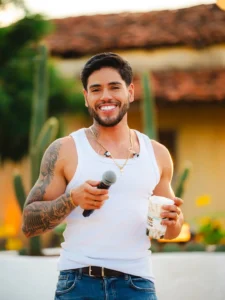 Thiago Freitas transforma memória afetiva do interior em novo projeto musical