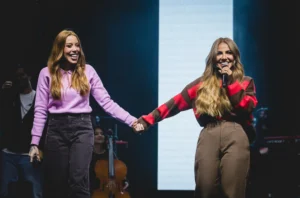 Julliany Souza inicia nova fase na carreira com projeto “Jesus” gravado em igreja de Barueri (SP)
