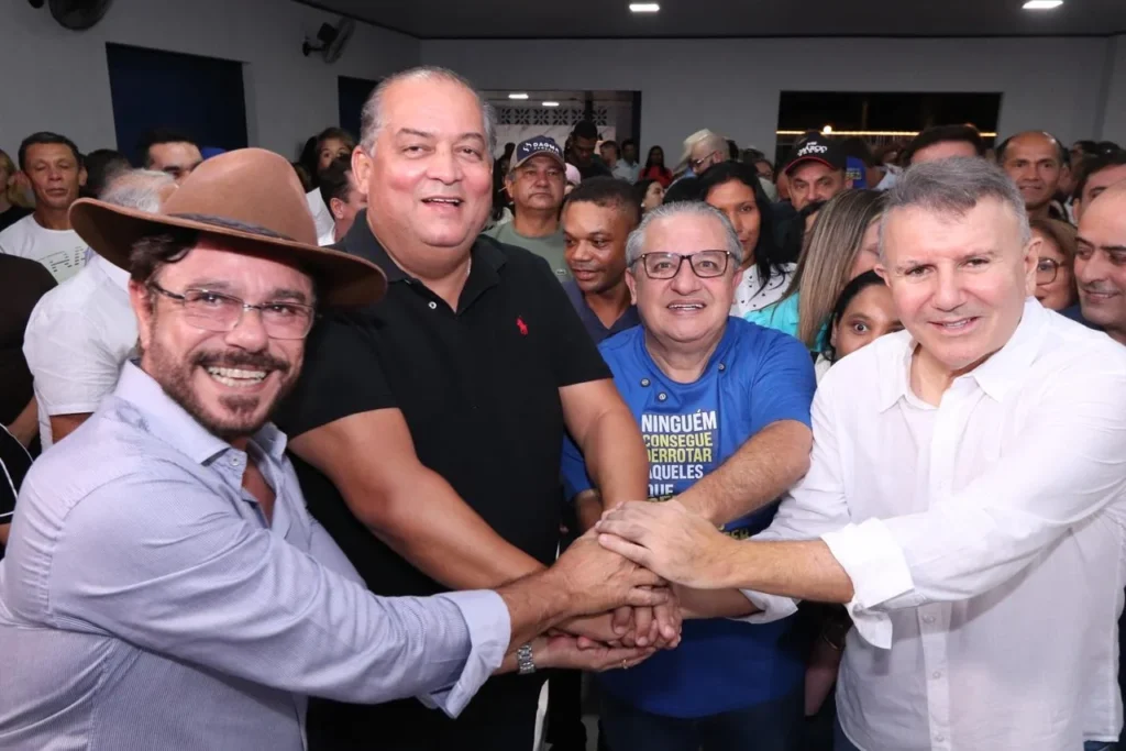 Jair Farias reúne lideranças em Palmas e amplia articulação para disputa federal