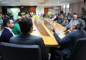 Amélio Cayres se reúne com categorias e busca consenso jurídico para garantir indenizações