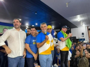 “A imprensa não será assessoria de governo”, diz Vicentinho; “o ponto de interrogação virou resposta”, afirma Alexandre; e Amélio projeta “20% de frente” no segundo turno