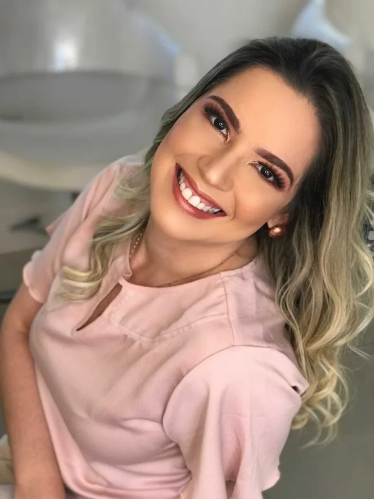 Influenciadora cearense cria comunidade que inspira mães, debutantes e noivas em todo o Brasil