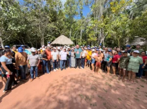 No Bico do Papagaio, senador Eduardo Gomes assume compromisso histórico com a assistência social, recebe apoios e acompanha obras viabilizadas por seu mandato