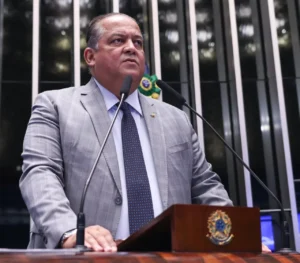 Eduardo Gomes apresenta projeto que obriga vistorias em pontes e aumenta penas por omissão