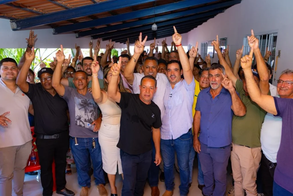 Em Aurora, prefeito reúne lideranças e reforça apoio a Vicentinho, Amélio e Alexandre