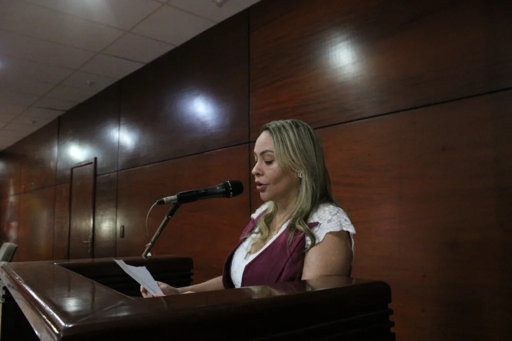 Troca à vista? Ana Paula Abadia assume interinamente Saúde de Palmas após prisão de Dhieine e acende alerta no Paço