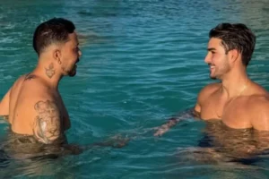 Lucas Lobato voltou a movimentar as redes sociais após aparecer ao lado de Carlinhos Maia durante uma viagem