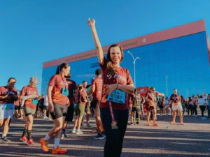 Senadora Professora Dorinha participa da 19ª Corrida do Fogo e destaca apoio às forças de segurança e ao esporte