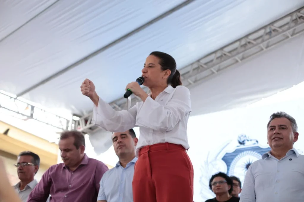 Governadora de Pernambuco rejeita possível intervenção dos EUA no Brasil e defende soberania nacional