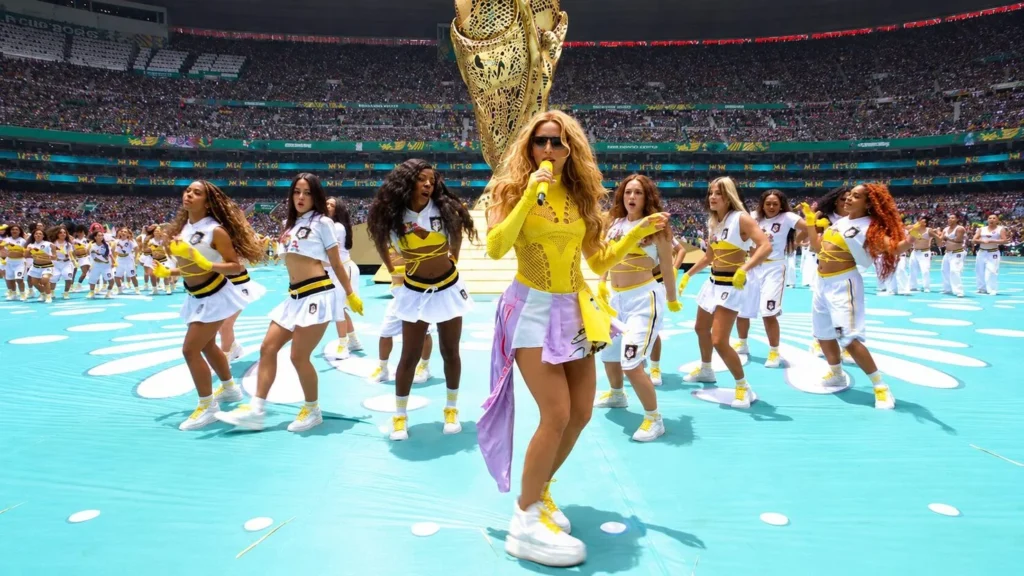 Anitta, Shakira, Katy Perry e festa em três países: Copa do Mundo começa com show no México e vitória dos donos da casa