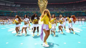 Anitta, Shakira, Katy Perry e festa em três países: Copa do Mundo começa com show no México e vitória dos donos da casa